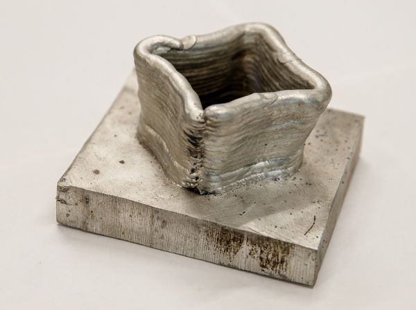 Российские учёные разрабатывают стратегию аддитивного производства крупногабаритных деталей из легких сплавов Российские учёные разрабатывают стратегию аддитивного производства крупногабаритных деталей из легких сплавов